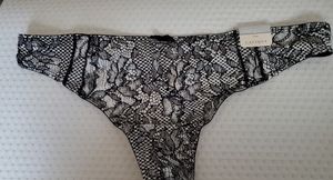 Cacique,14/16,black and white